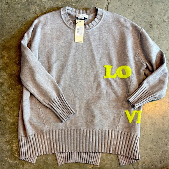 Never Fully Dressed “LOVE” sweater - Picture 3 of 9